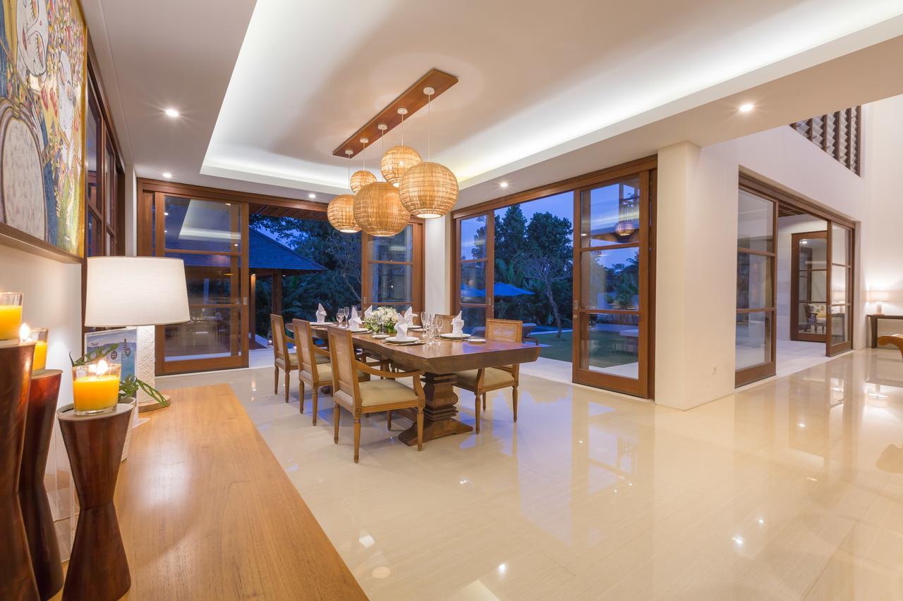 Villa Rusa Biru - Modern Villa With Private Pool And Cook In The Heart Of Berawa Canggu Extérieur photo
