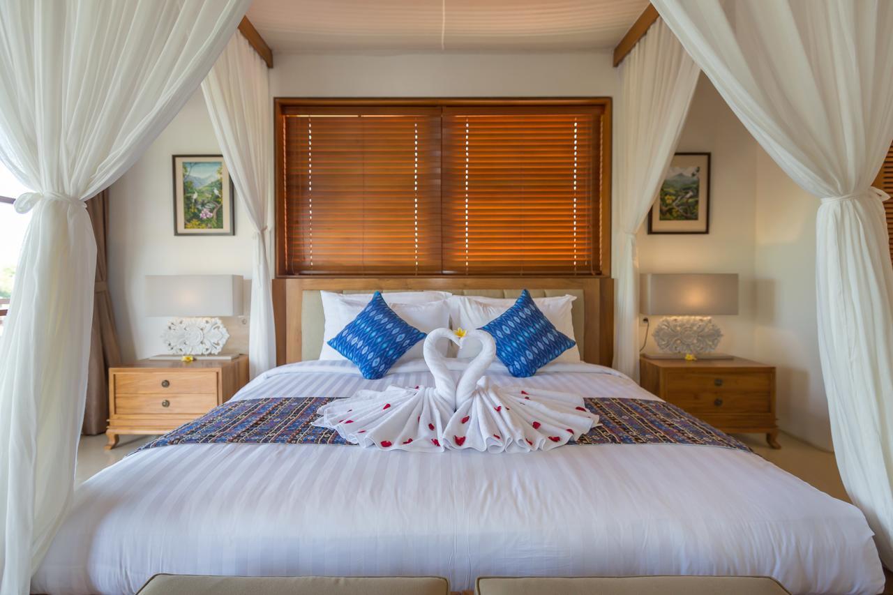Villa Rusa Biru - Modern Villa With Private Pool And Cook In The Heart Of Berawa Canggu Extérieur photo