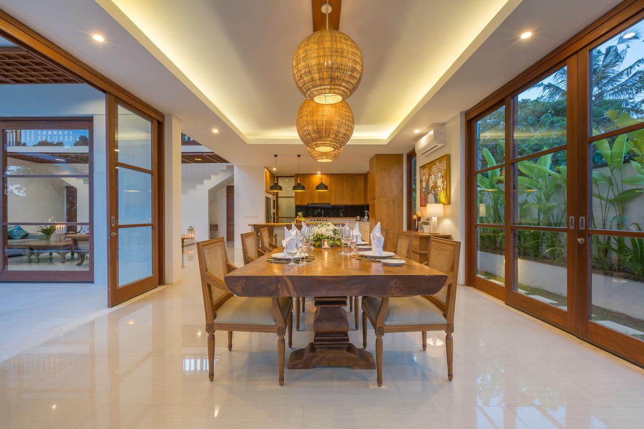 Villa Rusa Biru - Modern Villa With Private Pool And Cook In The Heart Of Berawa Canggu Extérieur photo