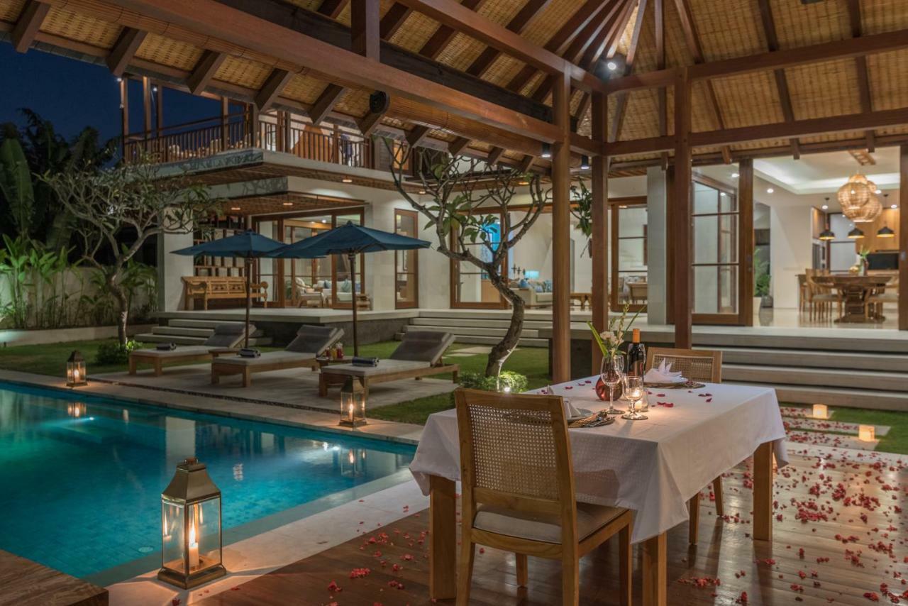 Villa Rusa Biru - Modern Villa With Private Pool And Cook In The Heart Of Berawa Canggu Extérieur photo